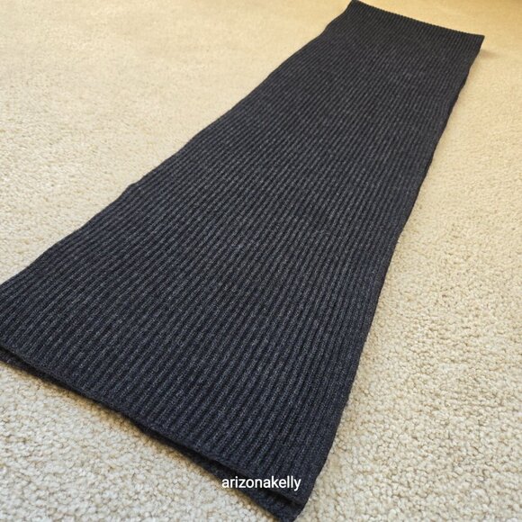 NWOT Extra Fine Merino Wool Scarf Italian Yarn Charcoal Grey Ribbed - Picture 8 of 13